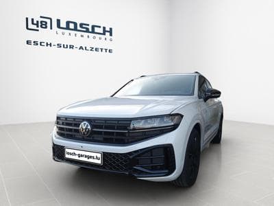 VW Touareg R-Line (2025) - Photo 1