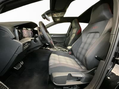 VW Golf GTI+DSG+LED+LM19+P.Tech (2025) - Photo 9