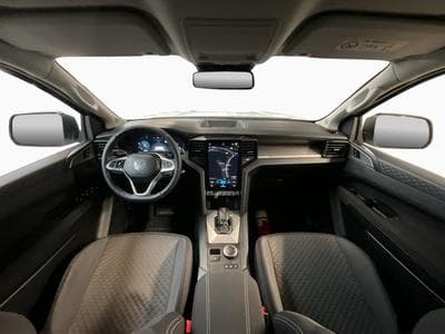 VW Amarok DC-Life+AUT.+4x4+P.Info+AHK (2025) - Photo 2