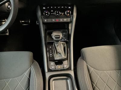 Skoda Karoq Sportline+DSG+Pano+AHK (2025) - Foto 12