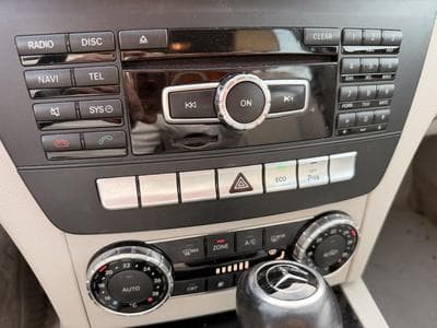 Mercedes C 180 cdi (2012) - Photo 13