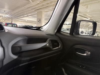 Jeep Renegade 1.5 MY23 LIMITED (2023) - Photo 9