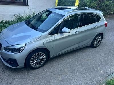 BMW 225 luxury line (2018) - Photo 1