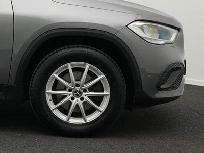 Mercedes GLA 180 d Kamera+PTS+SHZ+MBUX (2020) - Foto 8