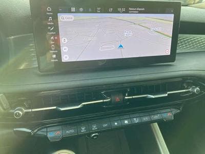 Alfa-Romeo Tonale Tonale 1.5 T Hybrid Super (2023) - Foto 11