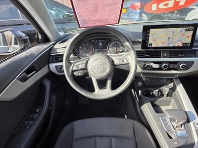Audi A4 AVANT 30TDI ATTRACTION S-TRONIC (2022) - Foto 8