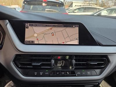 BMW 118 dA 150CV (2021) - Foto 11