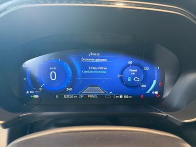 Ford Kuga ST-Line (2023) - Foto 2