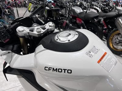 CF Moto SR TC (2025) - Photo 6