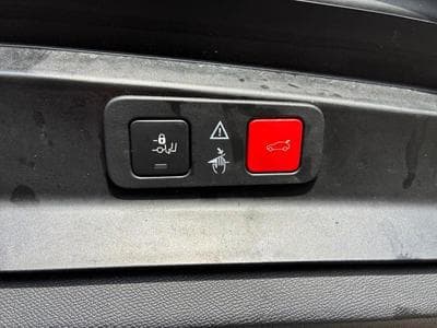 PEUGEOT 5008 1.2 PureTech 130ch S&S Allure Pack EAT8 (2021) - Photo 11