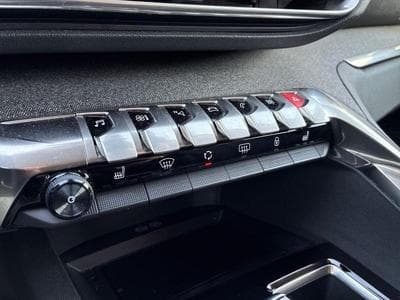 PEUGEOT 5008 1.2 PureTech 130ch S&S Allure Pack EAT8 (2021) - Photo 9