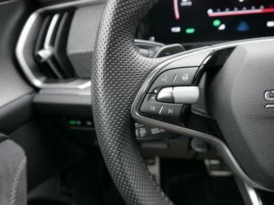 Skoda Kodiaq *NAVI*STANDHEIZUNG*ALCANTARA*TEMPOMAT*RFK*SMARTLINK* (2025) - Photo 12