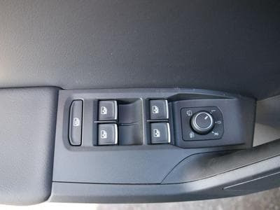 Seat Leon FR 1.5 eTSI (2025) - Photo 9