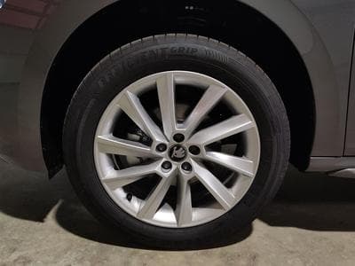 Skoda Kamiq 130 Jahre Premium (2025) - Photo 9