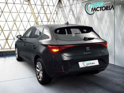Seat Leon -26% 2.0 TDI 115cv +MIRRORLINK+CAM+LED+Options (2025) - Photo 4