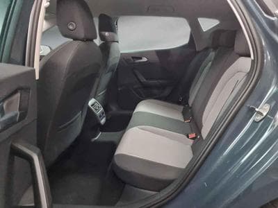 Seat Leon -26% 2.0 TDI 115cv +MIRRORLINK+CAM+LED+Options (2025) - Photo 8