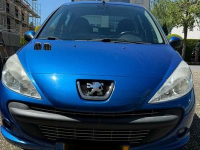 Peugeot 206+ (2010) - Photo 1