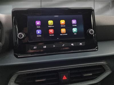 Seat Arona -29% 1.0 TSI 115cv BVA XPERIENCE +CAM+LED+Opts (2025) - Photo 10