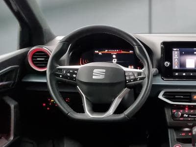 Seat Arona -29% 1.0 TSI 115cv BVA XPERIENCE +CAM+LED+Opts (2025) - Photo 9