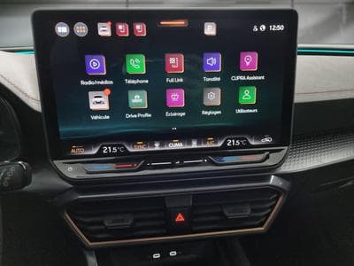 Cupra Leon Break -29% 1.5 eTSI 150 BVA+T.PANO+CAM+LED+Options (2025) - Photo 11