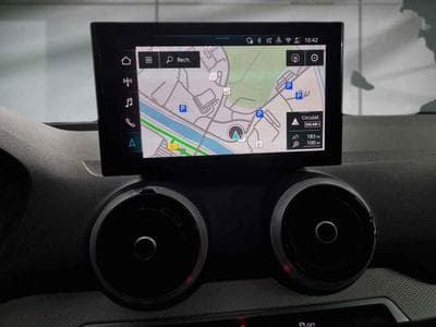 Audi Q2 -29% 30 TDI 116cv S-Line +GPS+CAM+LED+Options (2025) - Photo 10