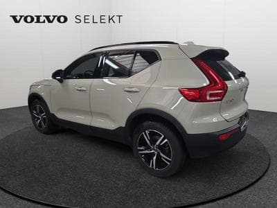 Volvo XC40 B3 Plus Dark / Essence (2025) - Photo 5