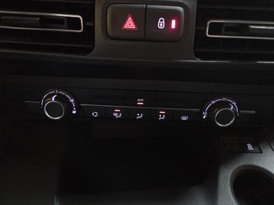 Citroën Berlingo 1.5HDI 102CV 5PLACES (2022) - Photo 14