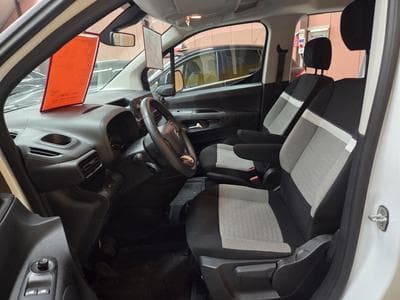 Citroën Berlingo 1.5HDI 102CV 5PLACES (2022) - Foto 9