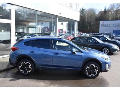 Subaru XV 2.0i e-Boxer GXE AWD ACC LANE CAM ATT RMQ 1° MAIN (2024) - Foto 3