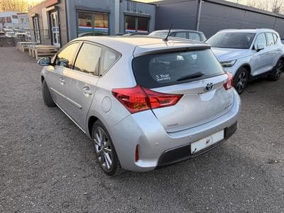Toyota Auris 1.8 Hybrid (2014) - Foto 8