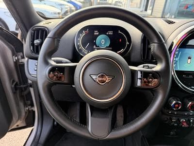 Mini Countryman Cooper 136 Auto. (2022) - Foto 15