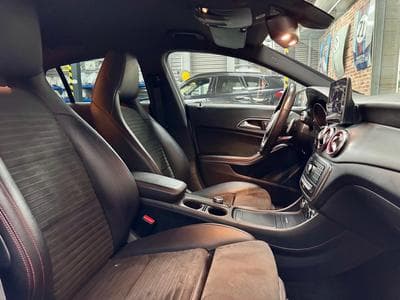 Mercedes CLA CLA 180 Shooting Breake 1.6 122cv Auto (2018) - Photo 8