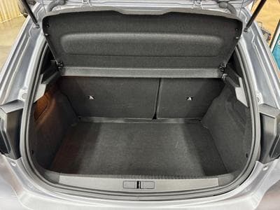 Peugeot 208 208 1.2 110cv Auto ALLURE (2025) - Foto 7