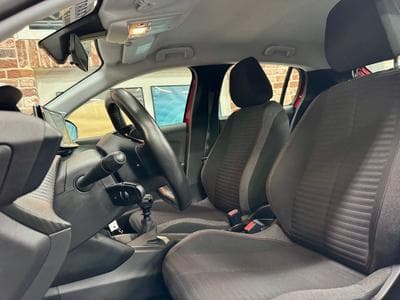 Peugeot 208 208 1.5 BlueHDi 102cv ACTIVE (2020) - Foto 5