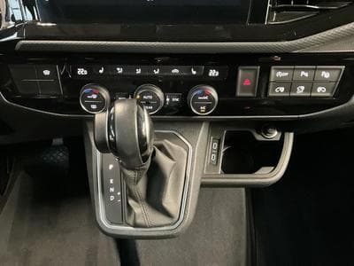 VW T6.1 Highline-court+DSG+4M+Navi+AHK (2022) - Photo 12