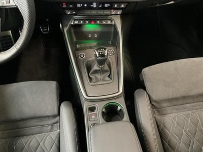 Audi A3 SB+S-line+35TFSI+P.Premium (2025) - Photo 12