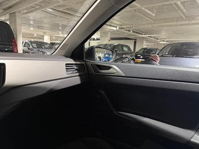 VW Polo 1.6 Comfortline+DSG+Navi (2020) - Photo 9
