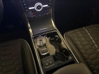 Ford Edge Vignale (2019) - Photo 10