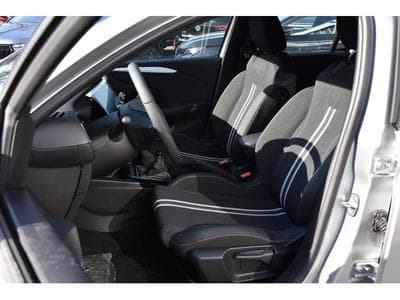 Opel Corsa 1.2 Turbo GS REGUL LANE SIDE CAM NEUVE (2025) - Photo 6