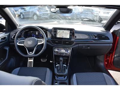VW T-Roc Cabrio 1.5 TSI R-Line DSG ACC TRAVEL SIDE KEYLESS PARK 1° M. (2025) - Foto 11