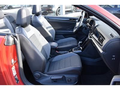 VW T-Roc Cabrio 1.5 TSI R-Line DSG ACC TRAVEL SIDE KEYLESS PARK 1° M. (2025) - Foto 9