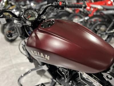 Indian Scout Bobber 1200cc / 100cv (2022) - Photo 6