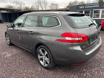 Peugeot 308 308 SW Allure 2.0 HDi *Navi*LED-Scheinwerfer*Eu6 (2016) - Photo 6