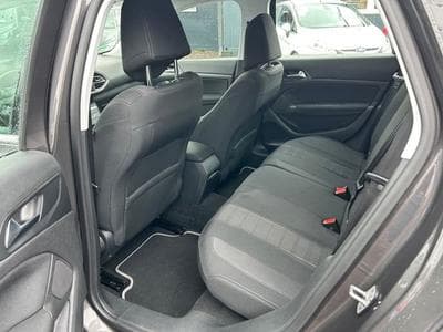 Peugeot 308 308 SW Allure 2.0 HDi *Navi*LED-Scheinwerfer*Eu6 (2016) - Photo 8