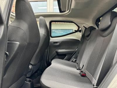 Toyota Aygo Aygo 1.0 72cv ToitO/aCarPlay/ALU15/Tempo (2022) - Foto 6