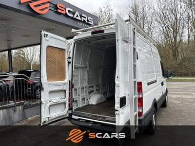 Iveco Daily 35S13 2.3HPI 126cv  L2H2 (2013) - Foto 9