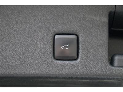 Ford Kuga 2.5 Duratec PHEV ST-Line (2024) - Photo 14