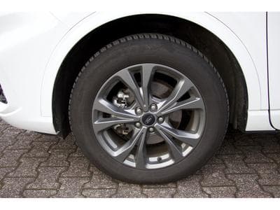 Ford Kuga 2.5 Duratec PHEV ST-Line (2024) - Foto 15