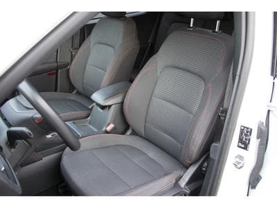 Ford Kuga 2.5 Duratec PHEV ST-Line (2024) - Foto 6