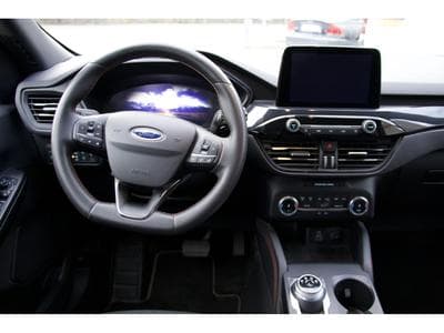 Ford Kuga 2.5 Duratec PHEV ST-Line (2024) - Photo 9